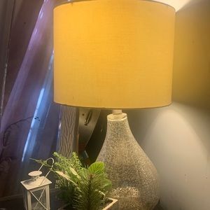 Very good lamp brightens your living room